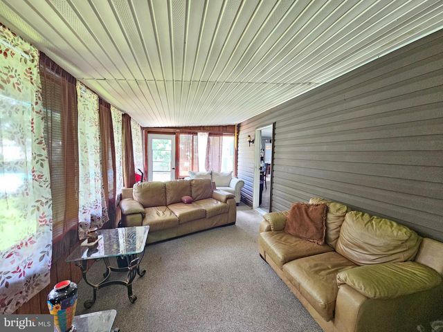 125 ENDSLOW RD, Marietta, PA 17547
