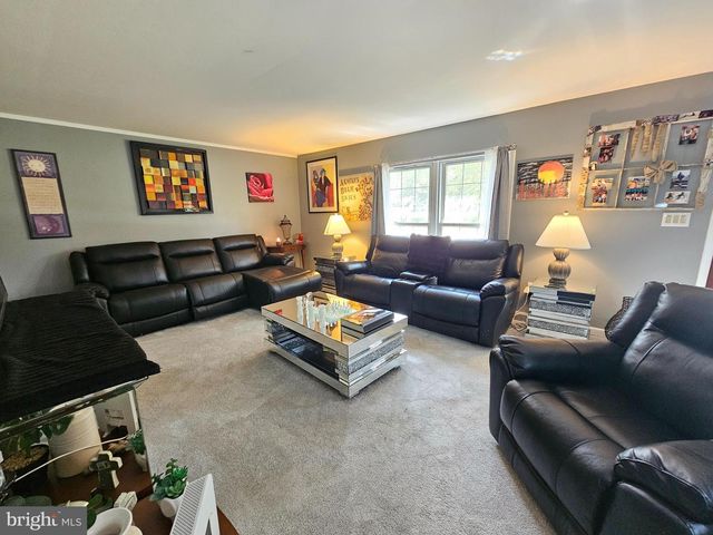 125 ENDSLOW RD, Marietta, PA 17547