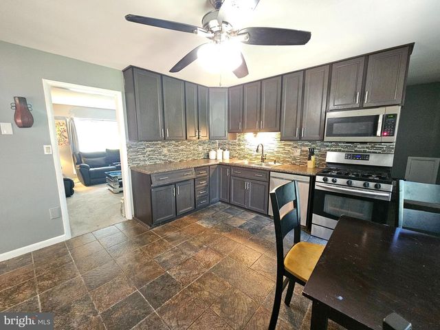 125 ENDSLOW RD, Marietta, PA 17547
