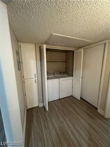 9070 Spring Mountain Road 210, Las Vegas, NV 89117
