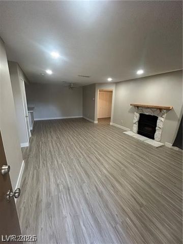 9070 Spring Mountain Road 210, Las Vegas, NV 89117