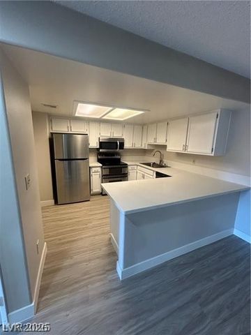 9070 Spring Mountain Road 210, Las Vegas, NV 89117