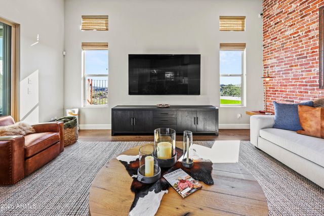 3203 DUSTY TRAIL Drive, Wickenburg, AZ 85390