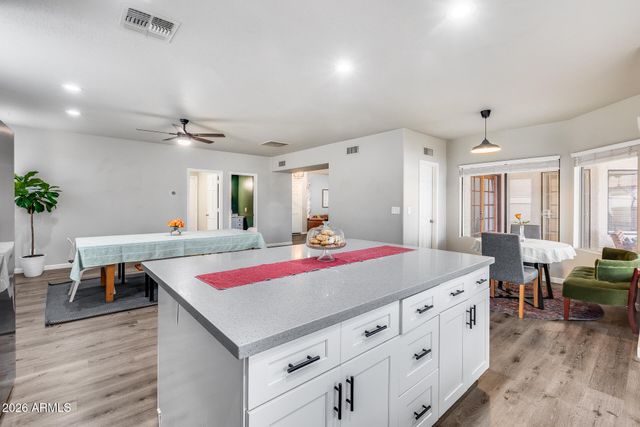 1042 W NEWPORT BEACH Drive, Gilbert, AZ 85233