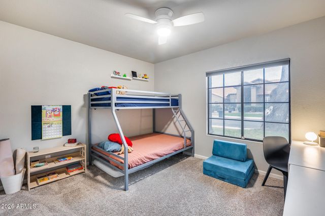 1042 W NEWPORT BEACH Drive, Gilbert, AZ 85233