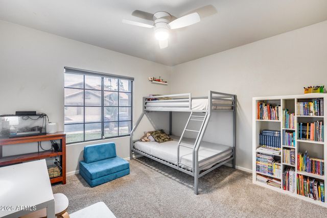 1042 W NEWPORT BEACH Drive, Gilbert, AZ 85233