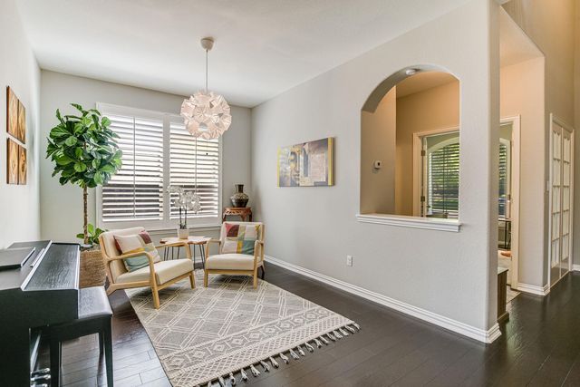 2417 Turtle Mountain BND, Austin, TX 78748