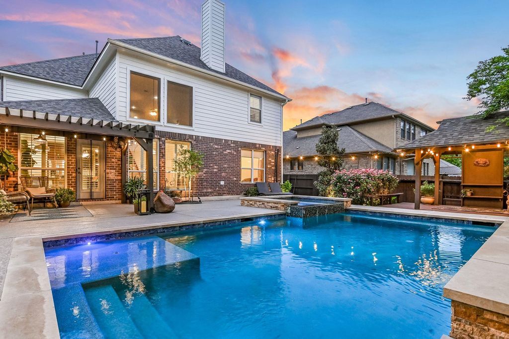 2417 Turtle Mountain BND, Austin, TX 78748