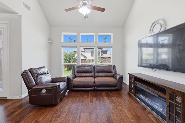 9445 Plaudit Drive, Frisco, TX 75035
