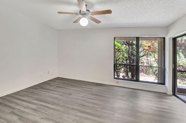 5640 Coach House Circle C, Boca Raton, FL 33486