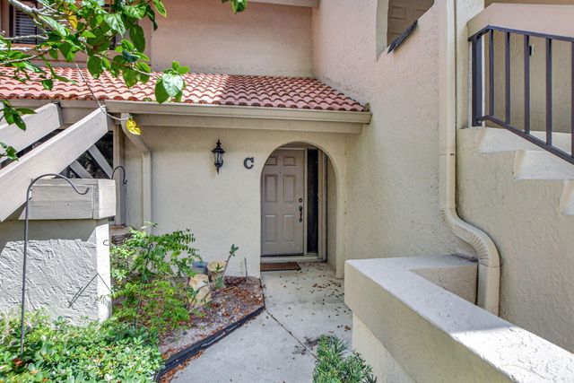 5640 Coach House Circle C, Boca Raton, FL 33486