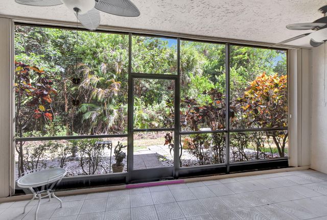 5640 Coach House Circle C, Boca Raton, FL 33486