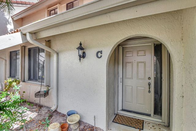 5640 Coach House Circle C, Boca Raton, FL 33486