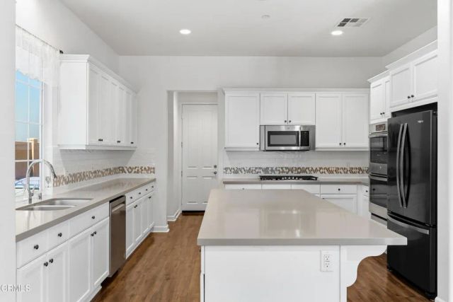 1600 Mulligan Street, Oxnard, CA 93036