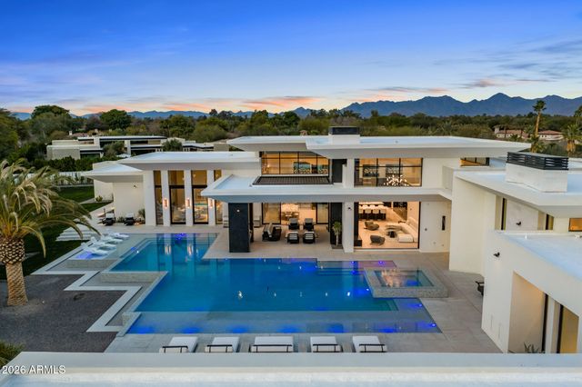 6900 E Belmont Avenue, Paradise Valley, AZ 85253