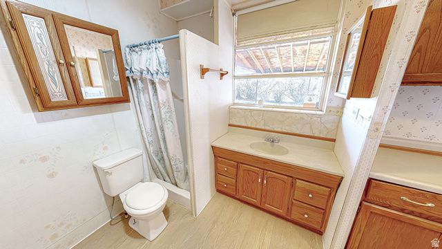 12 W 200 N, Moroni, UT 84646