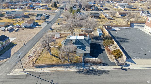 12 W 200 N, Moroni, UT 84646