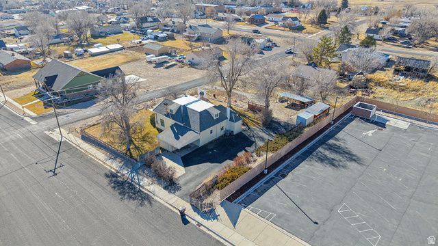 12 W 200 N, Moroni, UT 84646