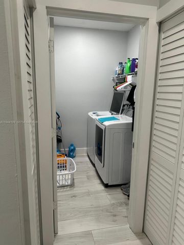 3153 SW 153rd Ave, Miami, FL 33185