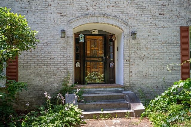 217 Grove St, Paxton, MA 01612