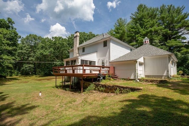 217 Grove St, Paxton, MA 01612