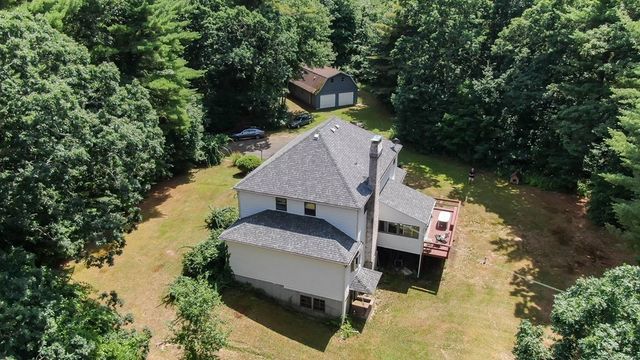 217 Grove St, Paxton, MA 01612
