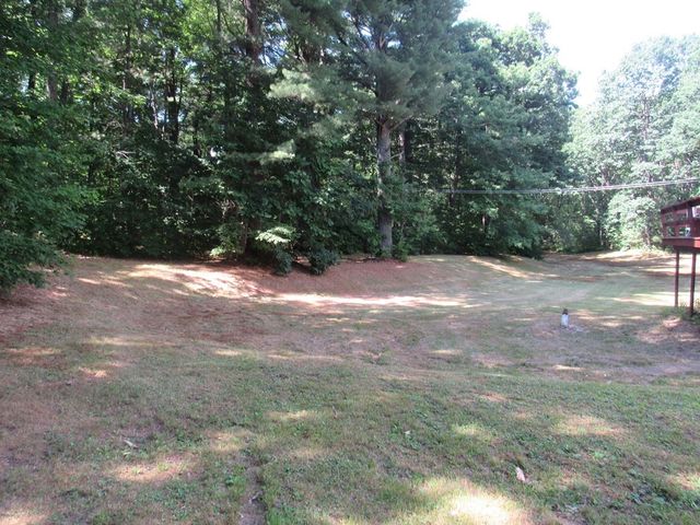 217 Grove St, Paxton, MA 01612