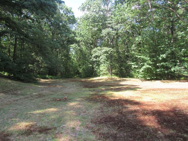 217 Grove St, Paxton, MA 01612