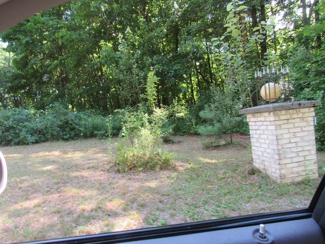 217 Grove St, Paxton, MA 01612