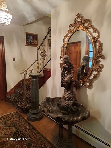 217 Grove St, Paxton, MA 01612