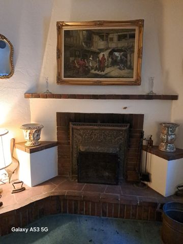 217 Grove St, Paxton, MA 01612