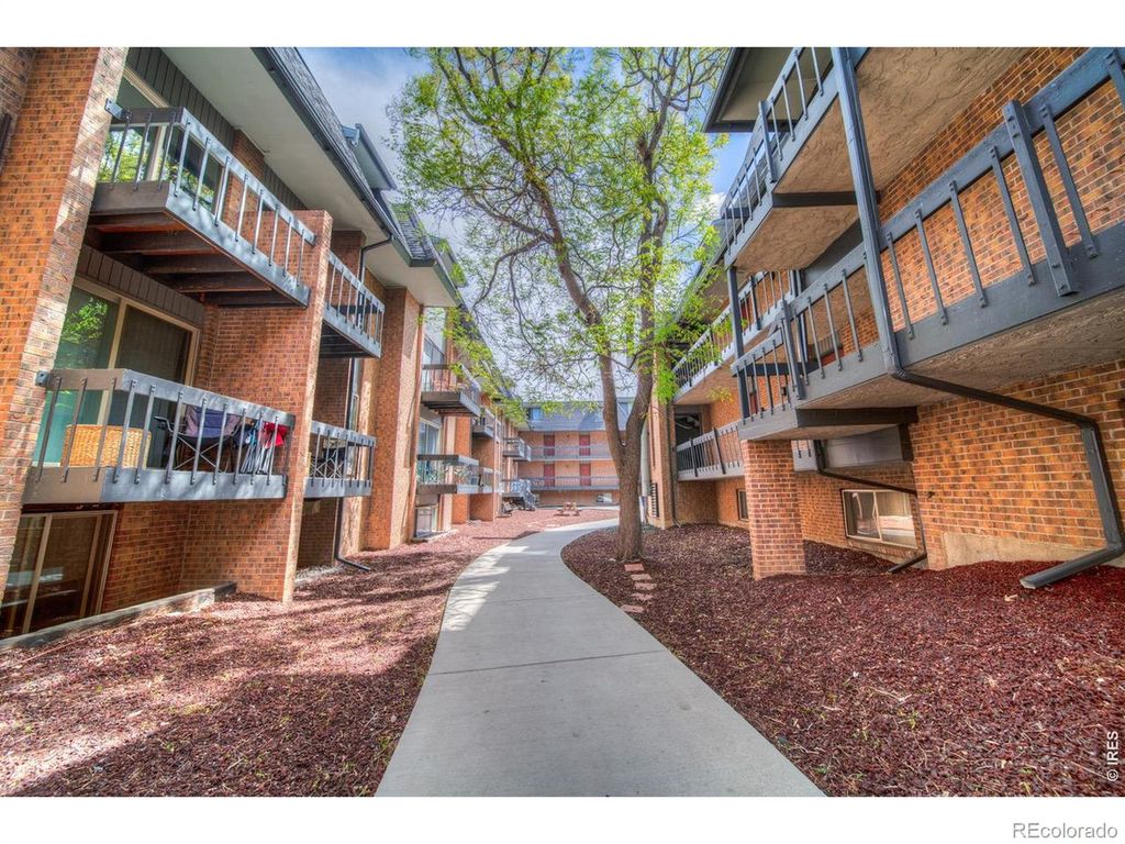 1065 University Avenue 105, Boulder, CO 80302