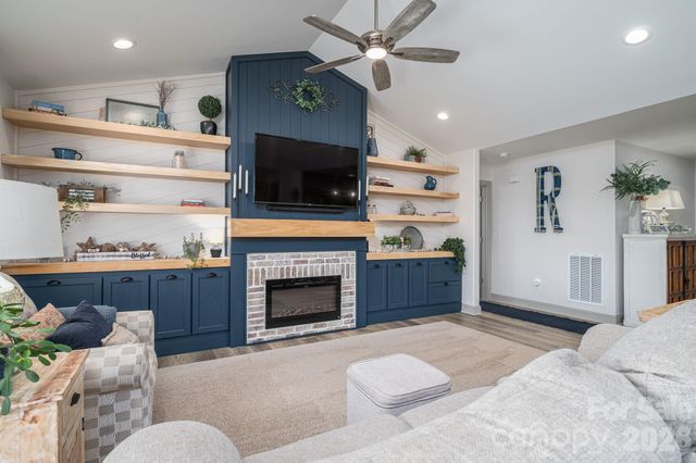 142 Alf Hoover Road 7, Lincolnton, NC 28092