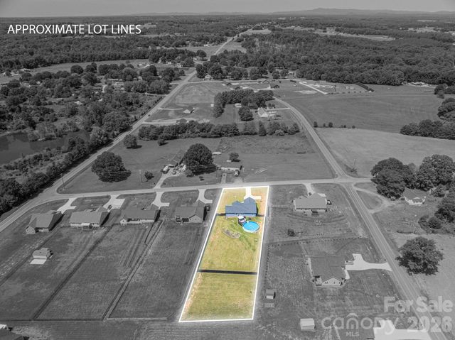 142 Alf Hoover Road 7, Lincolnton, NC 28092