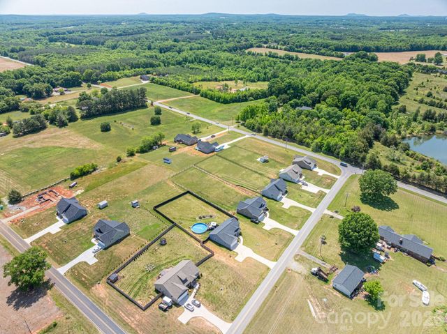 142 Alf Hoover Road 7, Lincolnton, NC 28092