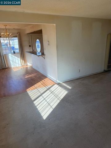 1824 1824 2Nd St, Richmond, CA 94801