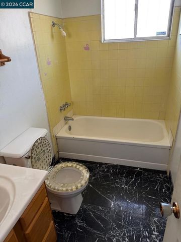 1824 1824 2Nd St, Richmond, CA 94801