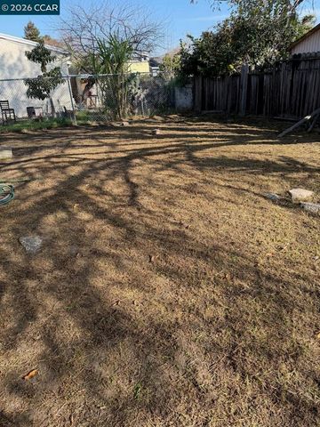 1824 1824 2Nd St, Richmond, CA 94801