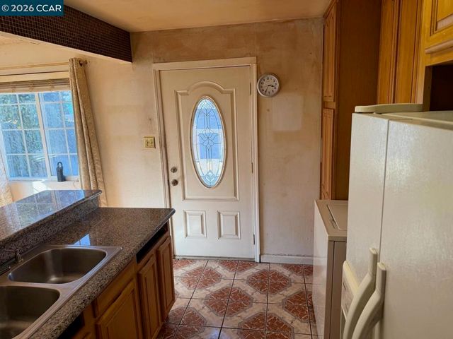 1824 1824 2Nd St, Richmond, CA 94801