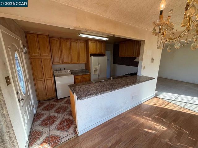 1824 1824 2Nd St, Richmond, CA 94801