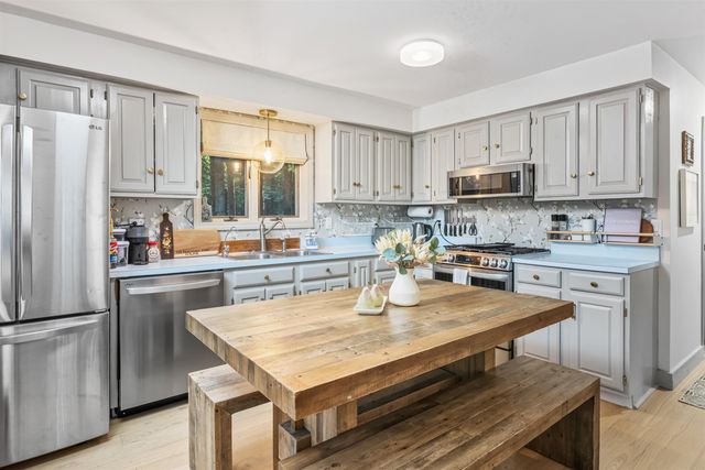 429 Rolling Ridge Road, Bartlett, NH 03812