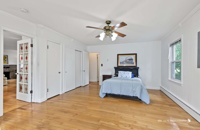19 S Hawthorne Boulevard, Mundelein, IL 60060