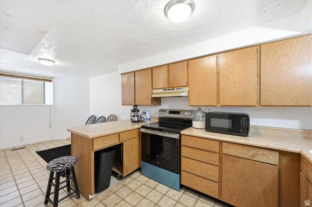 65 E PIONEER AVE, Sandy, UT 84070