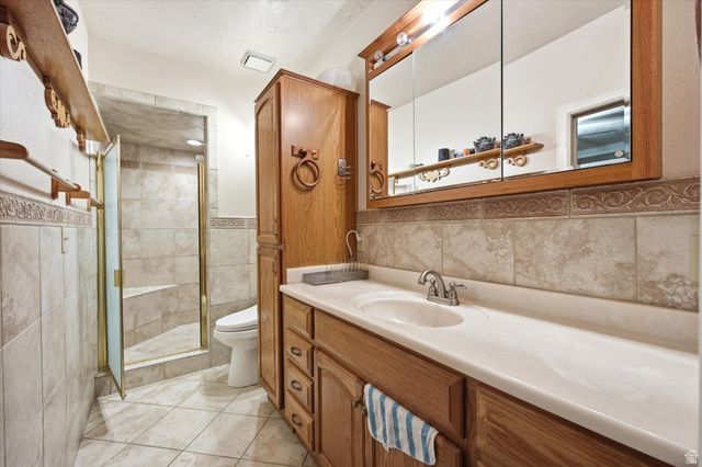 65 E PIONEER AVE, Sandy, UT 84070