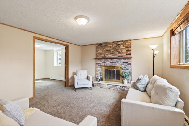 11213 River Hills Drive, Burnsville, MN 55337