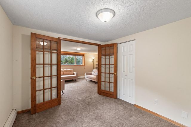 11213 River Hills Drive, Burnsville, MN 55337
