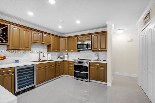 28565 SW 158th Ct, Homestead, FL 33033