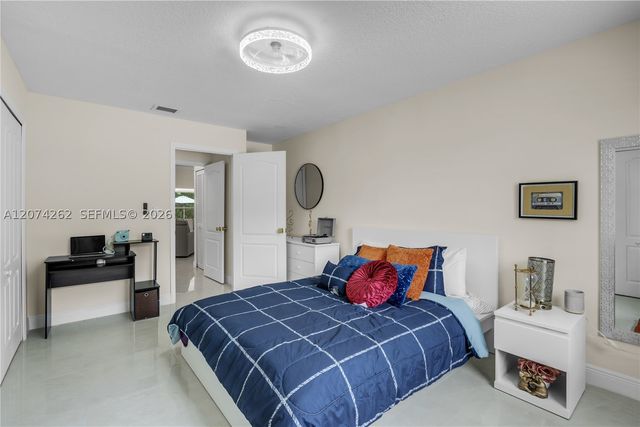 28565 SW 158th Ct, Homestead, FL 33033