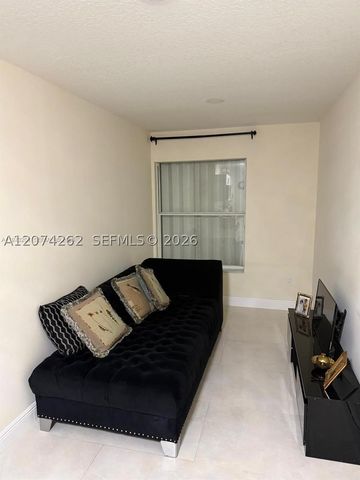 28565 SW 158th Ct, Homestead, FL 33033