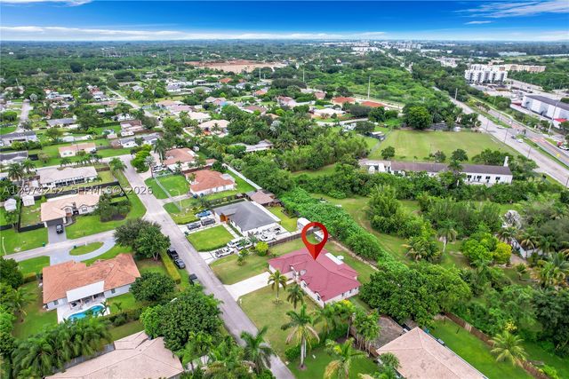 28565 SW 158th Ct, Homestead, FL 33033